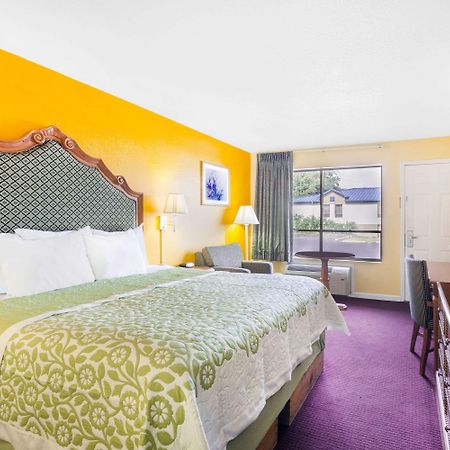 Days Inn Джэксонвилл Экстерьер фото