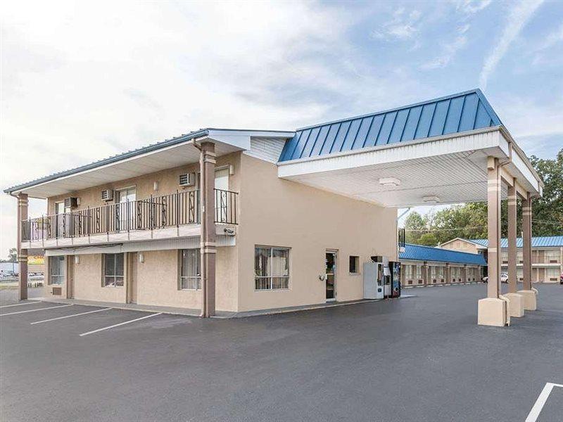 Days Inn Джэксонвилл Экстерьер фото