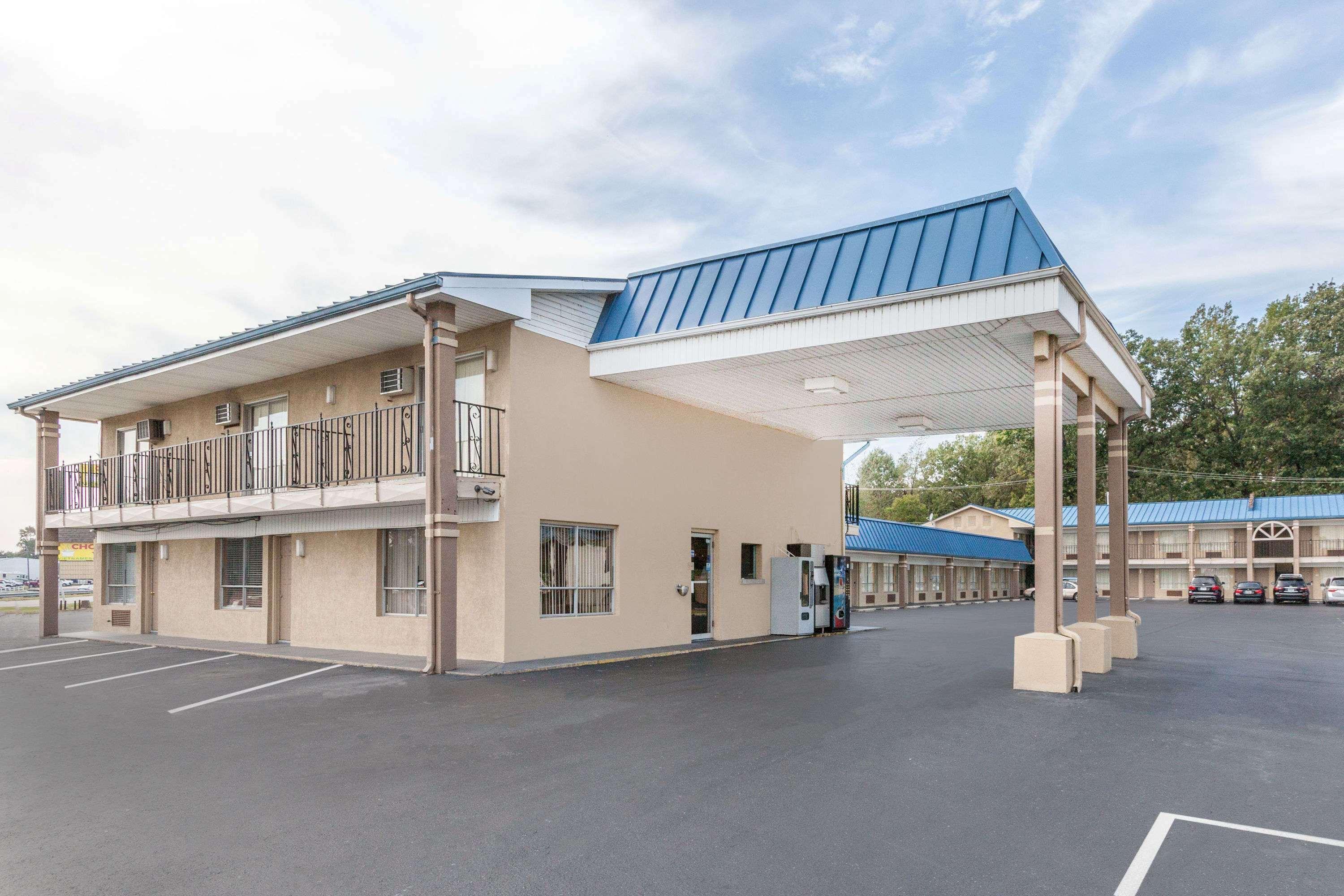 Days Inn Джэксонвилл Экстерьер фото